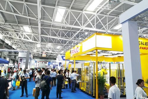 智造產業新生態 2021青島工業自動化展乘勢而來 ?？藗愃闺姎忾W耀亮相